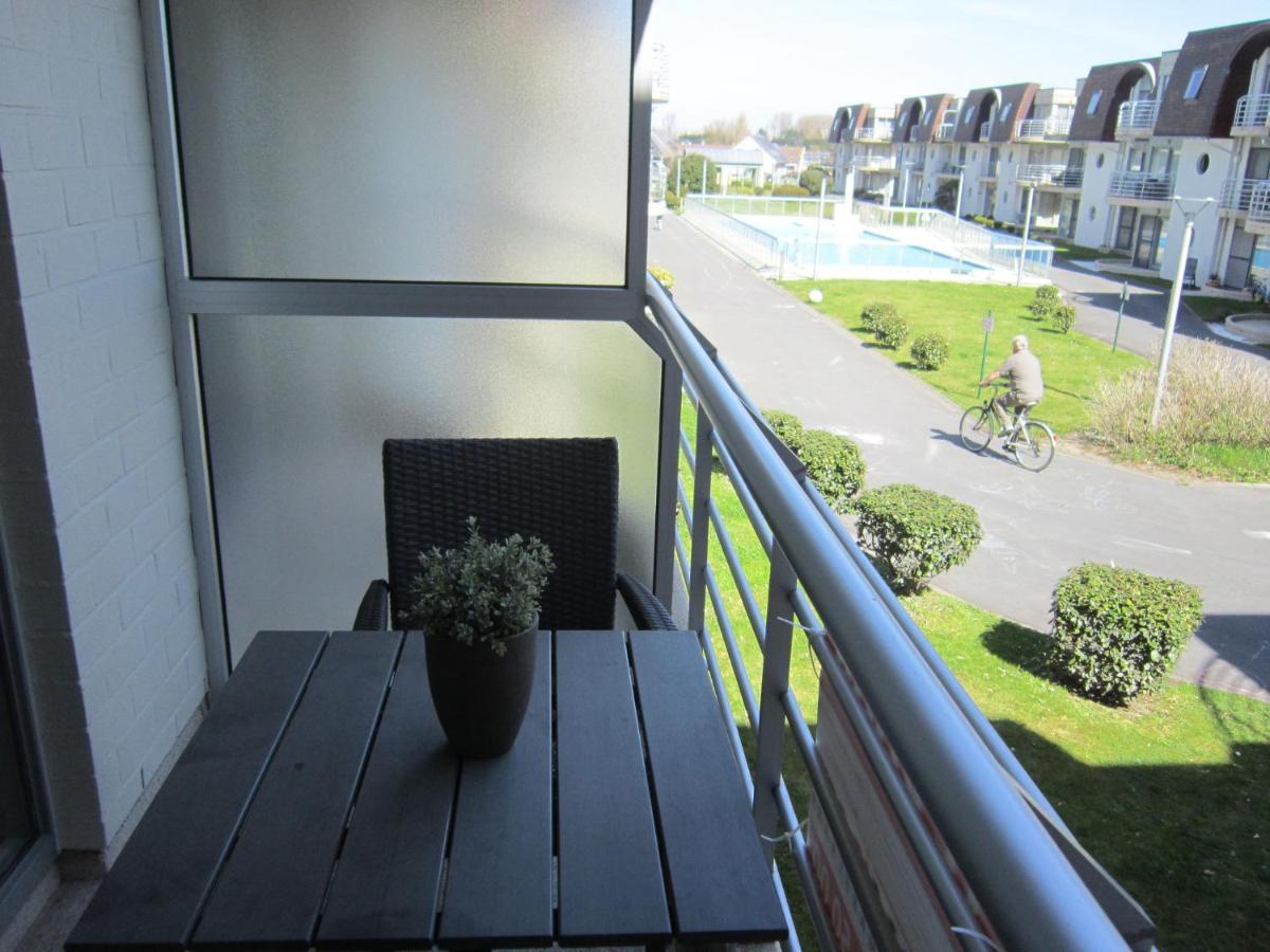 Lovely Apartment Near The Sea Bredene Exterior foto
